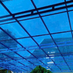 Mái nhựa Poly lấy sáng – Lý tưởng cho sân vườn Buôn Ma Thuột