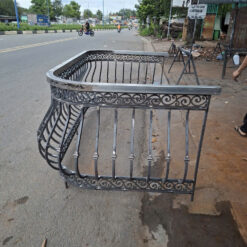 Khung sắt bảo vệ cửa sổ – An toàn cho nhà phố Buôn Ma Thuột