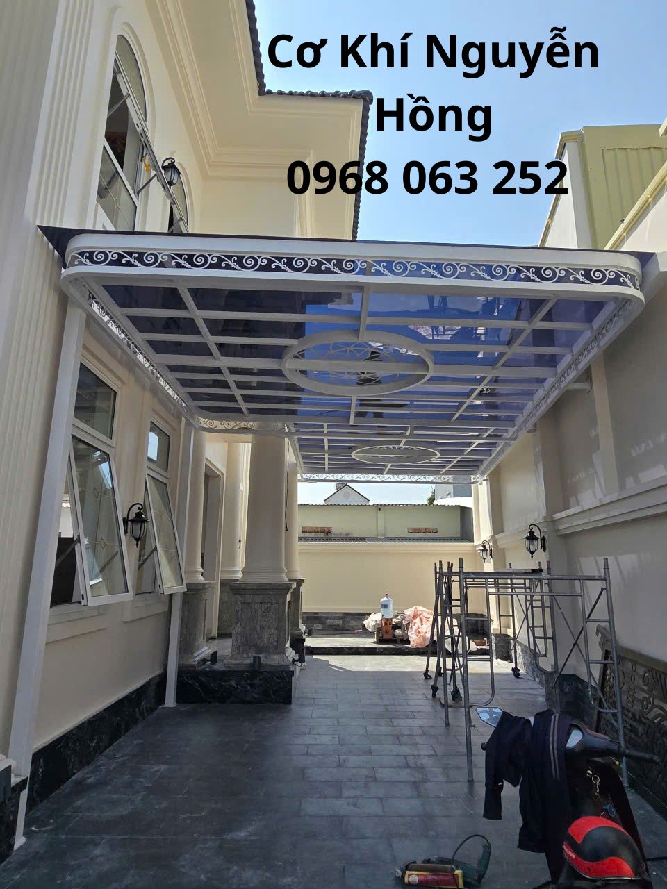 mái poly mỹ thuật