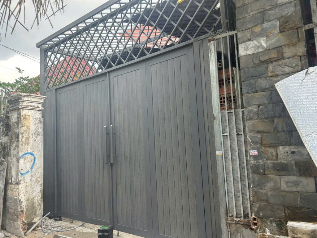 cửa ráp tại phước an